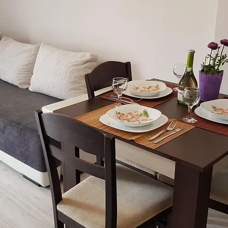 Family Aparthotel Vintegra 3* Burgas