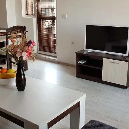 Family Aparthotel Vintegra 3* Burgas