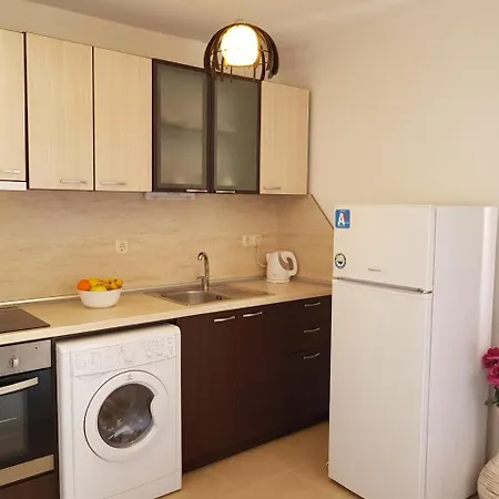 Family Aparthotel Vintegra 3* Burgas